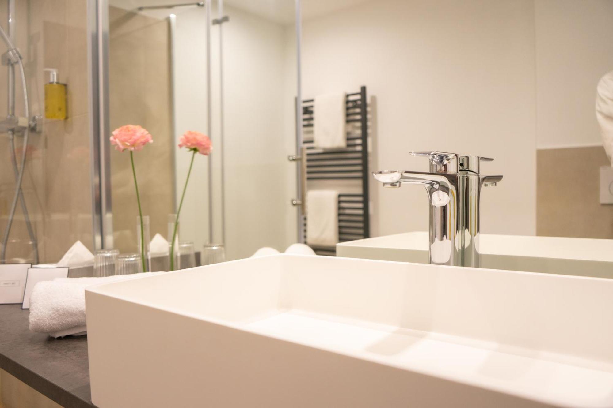 Remstal Hotel ヴァインシュタット エクステリア 写真